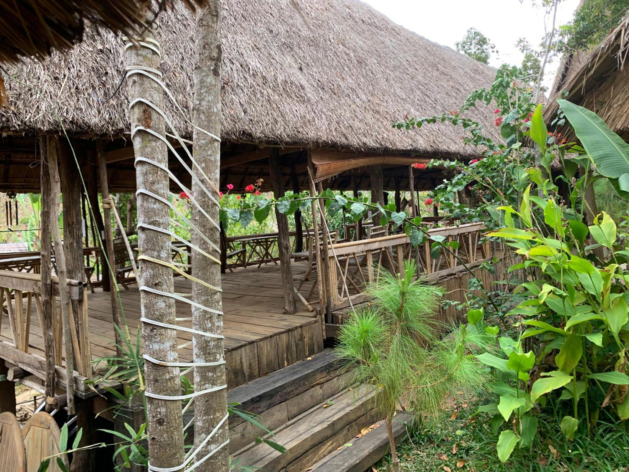 Khu Du Lich Sinh Thai, Nghi Duong Homestay Hoang Anh - Kon Xom Luh Tỉnh Kontum Kültér fotó